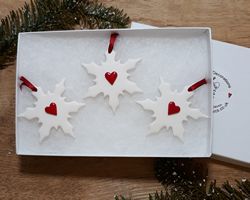 Snowflake Medium Set of 3 Red Hearts