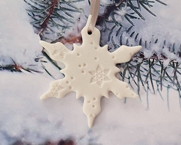 Small Snowflake - Embossed Flakes - Image 3