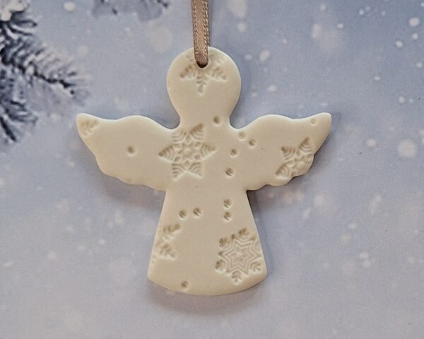 Small Angel - Embossed Flakes - Image 2
