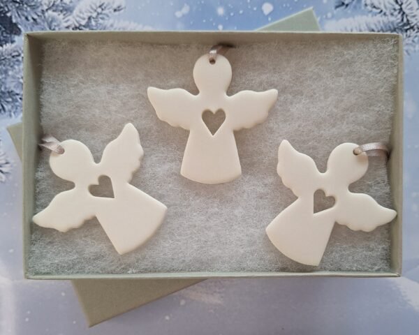 Small Angels Set of 3 Open Hearts - Image 2