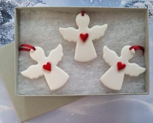 Small Angels Set of 3 Hearts