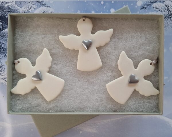 Small Angels Set of 3 Hearts - Image 2