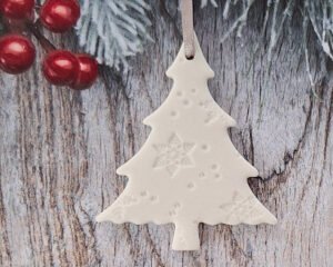 Small Tree - Embossed Flakes