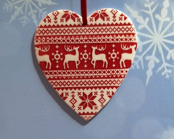 Scandi Heart - Reindeer