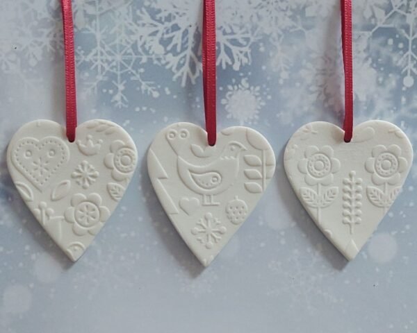 Scandi White Hearts - Set of 3