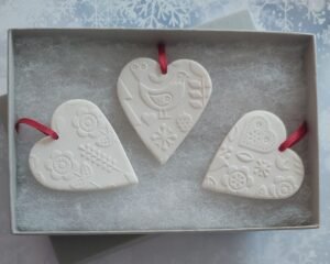 Alternative view of Scandi White Hearts - Set of 3